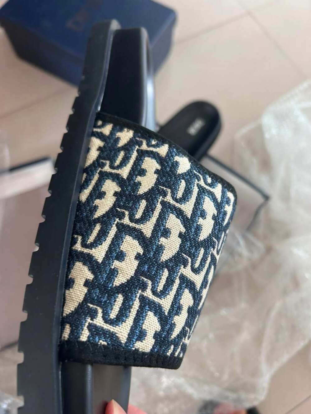 Christian Dior Aqua Sandal Dior Oblique Black and Beige Jacquard Slide - Picture 2 of 6